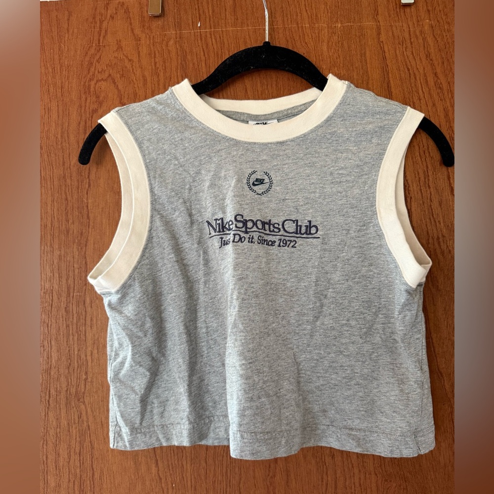 Nike Crop Tank
